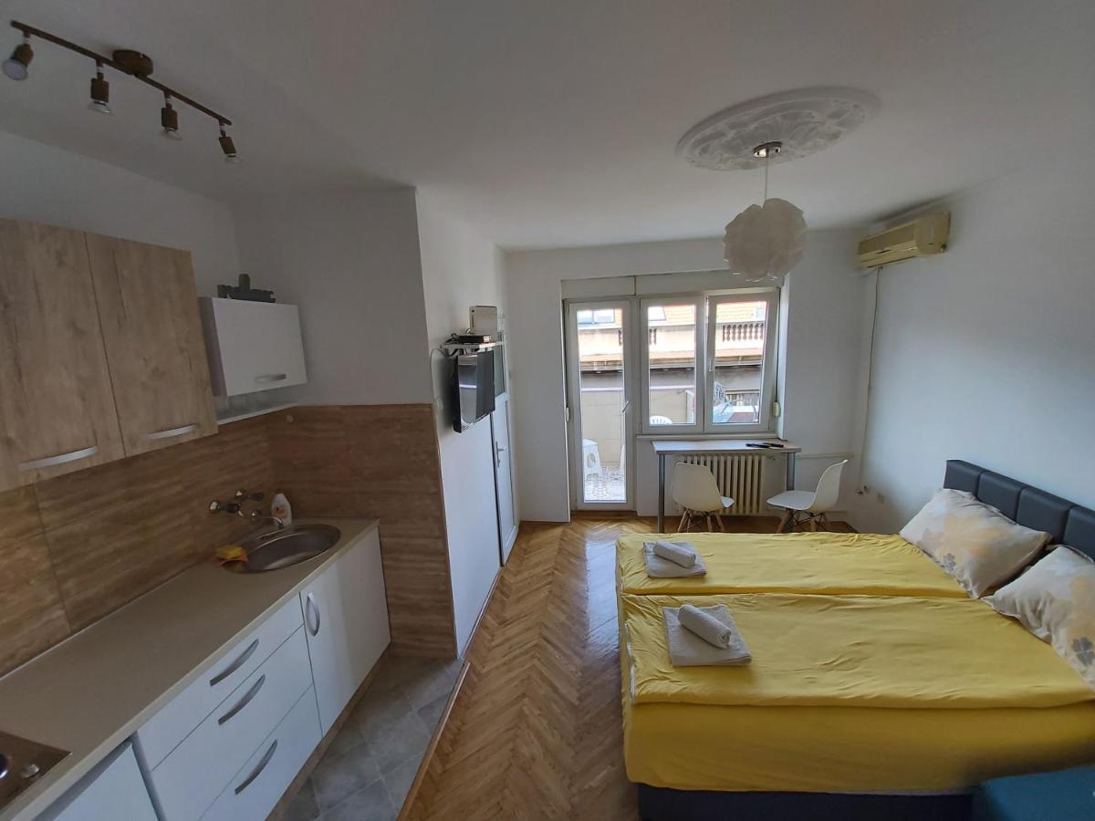 Studio 17 Beograd Bagian luar foto